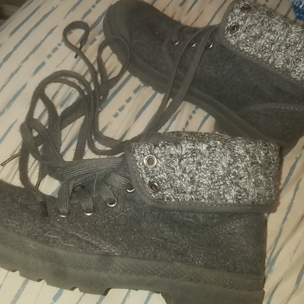 gray boots
